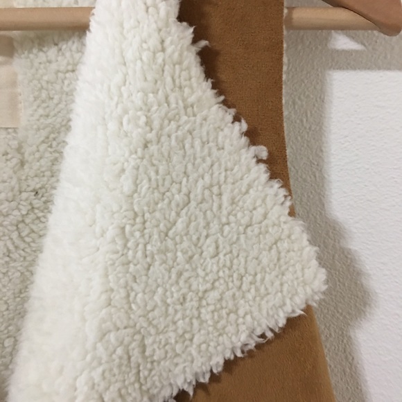 Tucker + Tate Faux Shearling Vest Ivory Vanilla NWT-Large - Picture 3 of 8